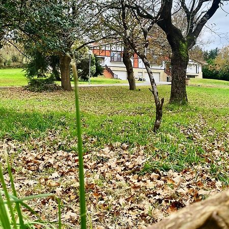 Tranquila Finca Ubicada A 15 Minutos De Bilbao, Aeropuerto Bec Y Playas Laukiz Bagian luar foto
